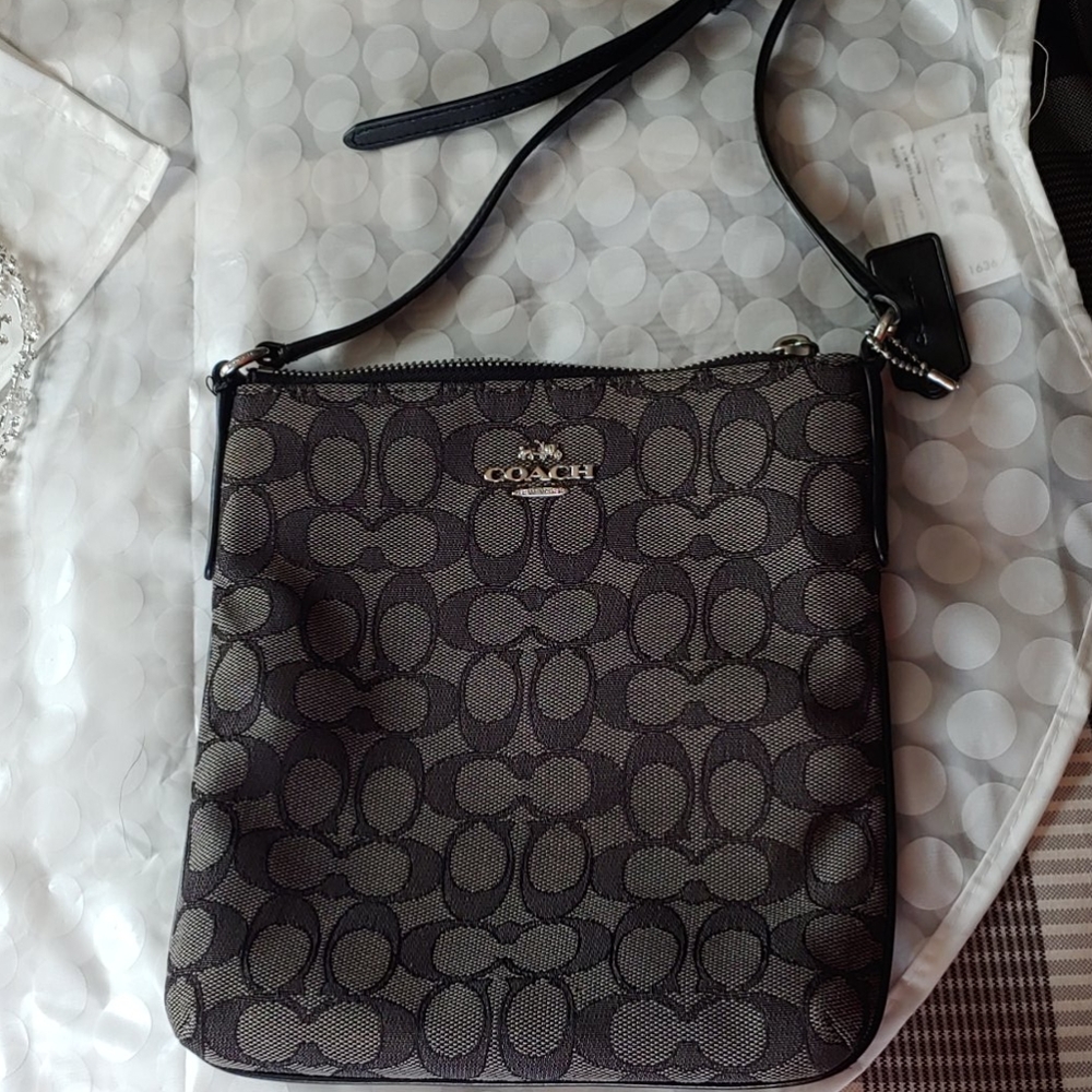 Coach crossbody purse